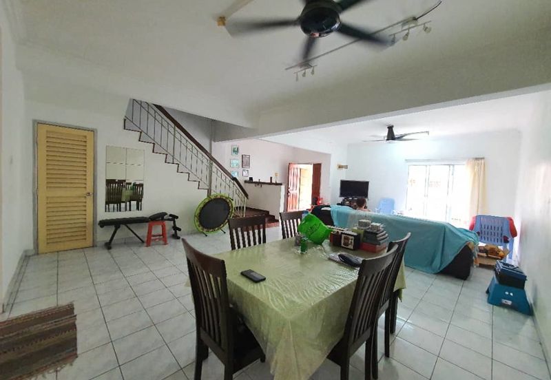 Non bumi 2storey terrace house Mitiara Subang