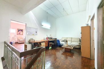 Non bumi 2storey terrace house Mitiara Subang