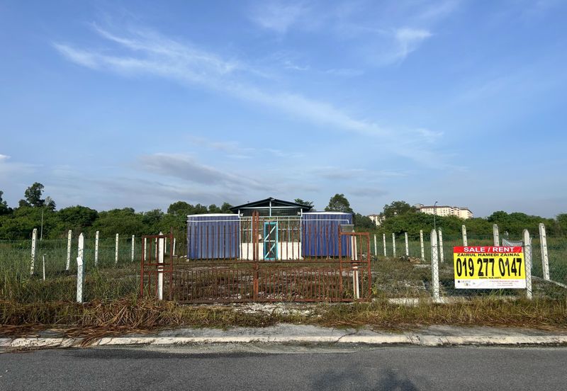 Bunglow lot Subang Bestari near MRT and kwasa land