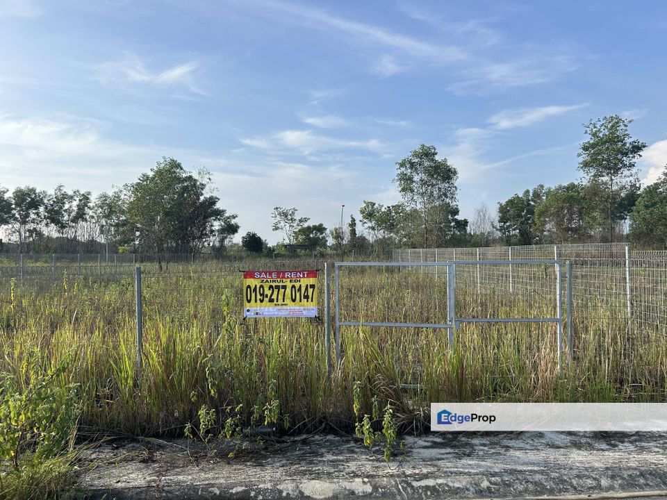 Bungalow lot Subang Bestari near MRT Kwasa Land, Selangor, Subang Bestari