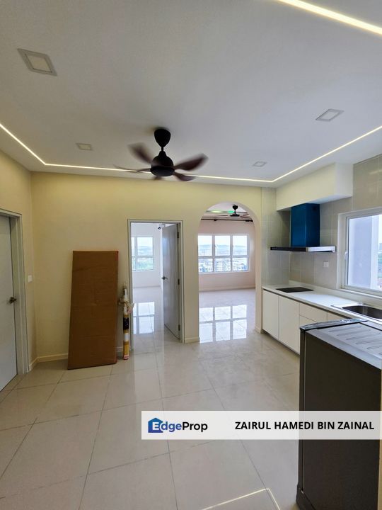 Nadayu 801 service apartment high floor for sale, Selangor, Shah Alam