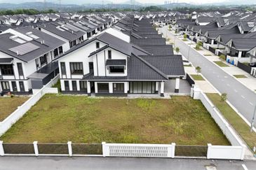 Hevea Elmina Gardens