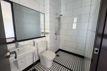 Hevea Elmina Gardens