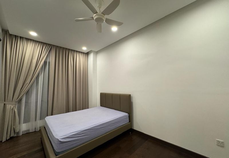 Tiana Elmina Gardens