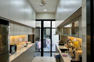 Tiana Elmina Gardens