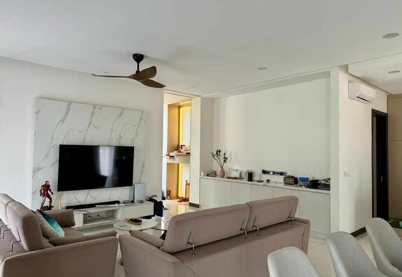 Tiana Elmina Gardens