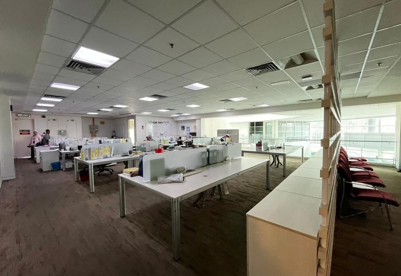 Bukit Jelutong Business And Technology Centre