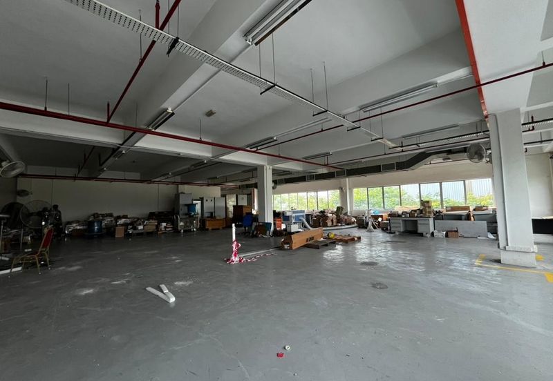 Bukit Jelutong Business And Technology Centre