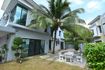 Cahaya SPK, Seksyen U9