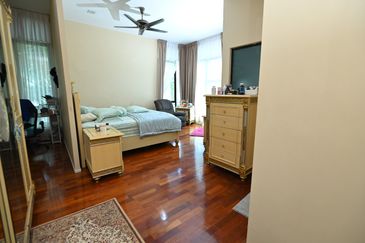 Cahaya SPK, Seksyen U9