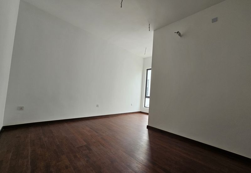 Elmina Green The Eighth @ City of Elmina