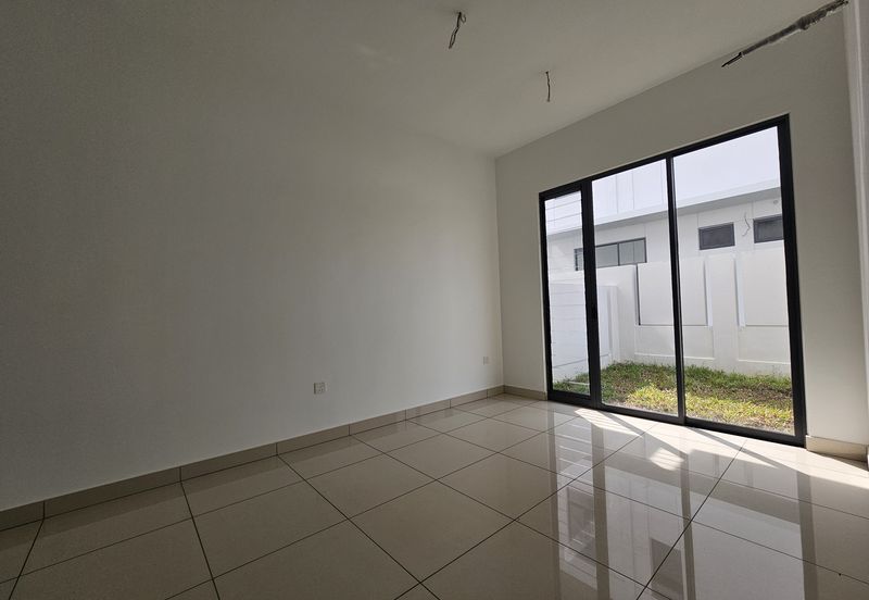 Elmina Green The Eighth @ City of Elmina