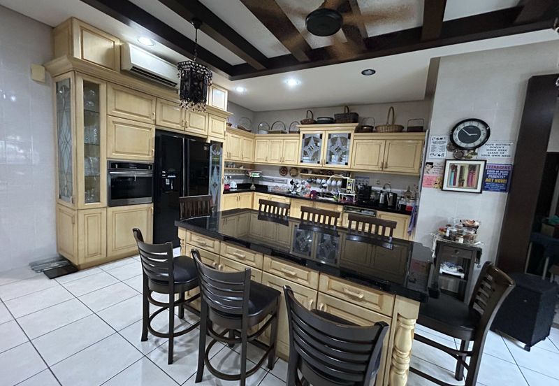 Exclusive 2 sty bungalow D’Puncak, Bukit Jelutong