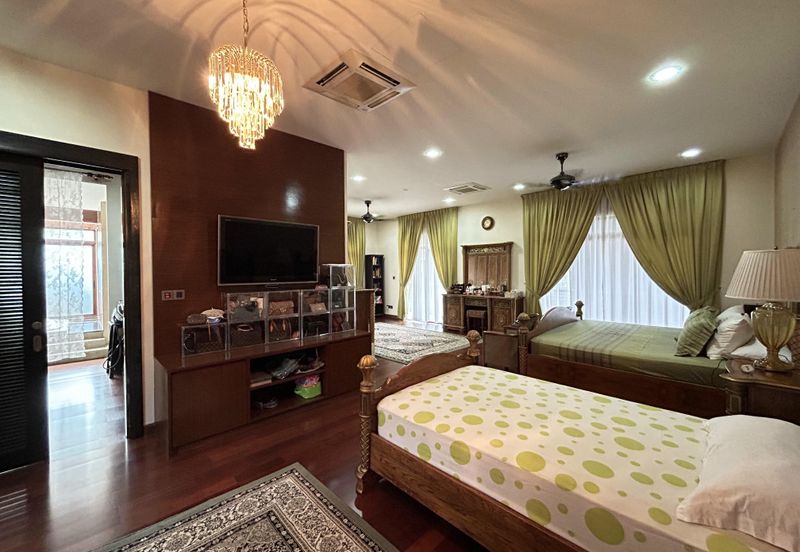 Exclusive 2 sty bungalow D’Puncak, Bukit Jelutong