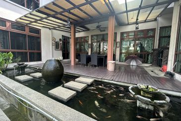 Exclusive 2 sty bungalow D’Puncak, Bukit Jelutong