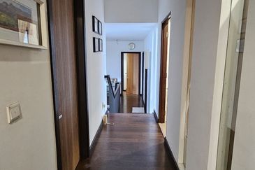 Tiana Elmina Gardens