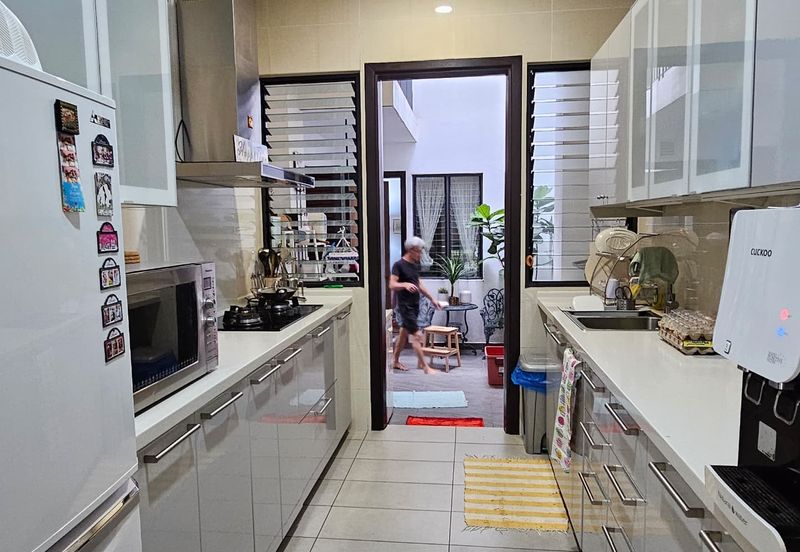 Tiana Elmina Gardens