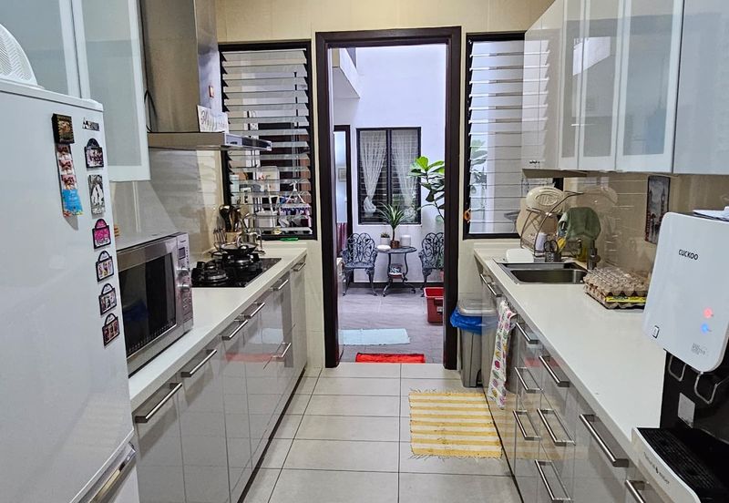 Tiana Elmina Gardens