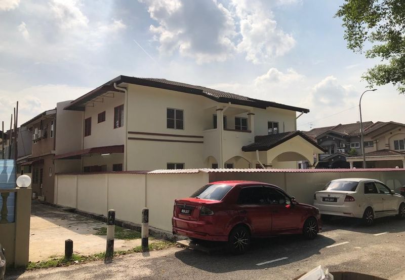 Taman Mutiara Subang