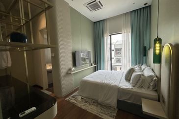 Rafflesia @ The Hill