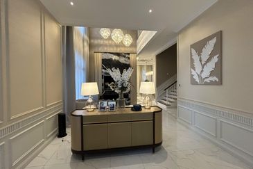 Rafflesia @ The Hill