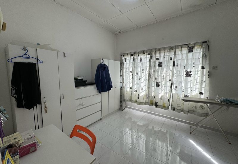 Corner lot 2 storey terrace house Subang Bestari