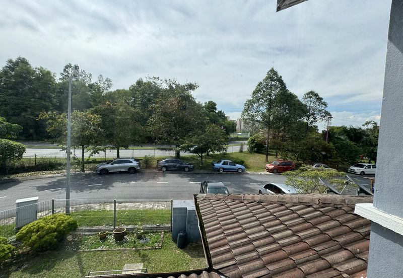 Corner lot 2 storey terrace house Subang Bestari