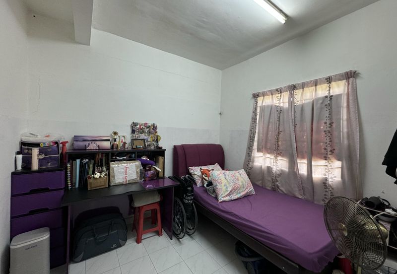 Corner lot 2 storey terrace house Subang Bestari