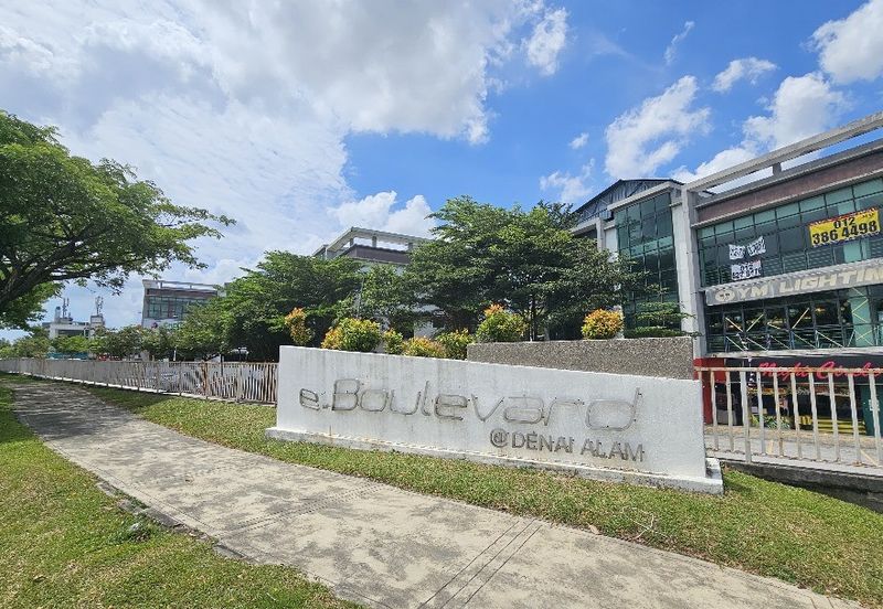 E-Boulevard, Denai Alam