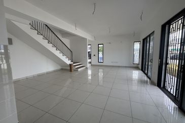 Elmina Green Three @ City of Elmina