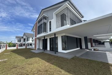 Elmina Green Three @ City of Elmina