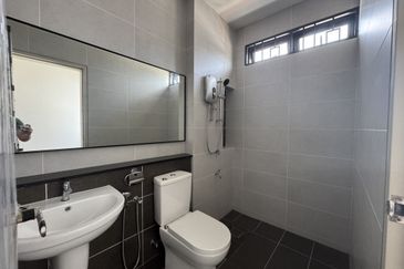 Elmina Green Three @ City of Elmina