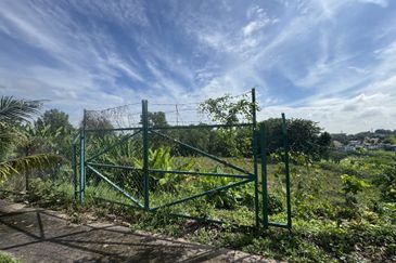 KGSAAS Golf Club, Seksyen 13