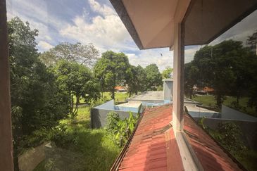 KGSAAS Golf Club, Seksyen 13