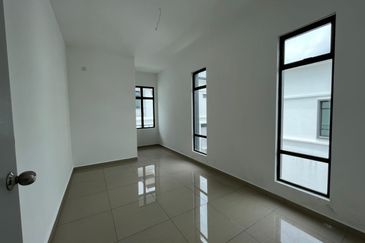Completed Freehold Double Storey Landed 20x70 in Johor Bahru! FREE MOT & Legal Fees!  