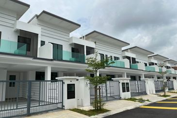 Completed Freehold Double Storey Landed 20x70 in Johor Bahru! FREE MOT & Legal Fees!  