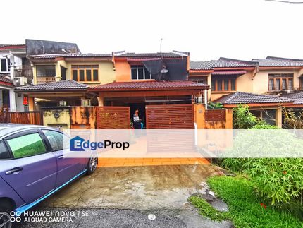 Double Storey Intermediate Terrace Taman Saujana Puchong SP6, Puchong, Selangor, Puchong South