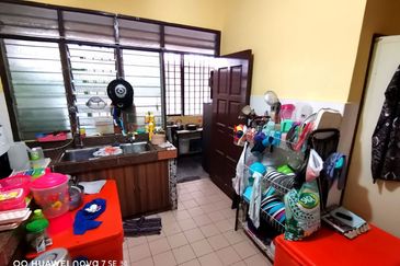 Taman Saujana Puchong