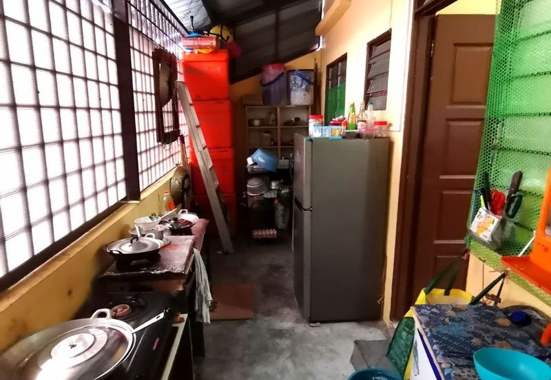 Taman Saujana Puchong