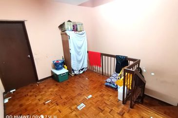 Taman Saujana Puchong