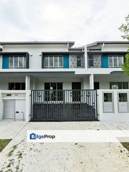 [Freehold] Double Storey Terrace Serenia Amani Serenia City, Selangor, Dengkil