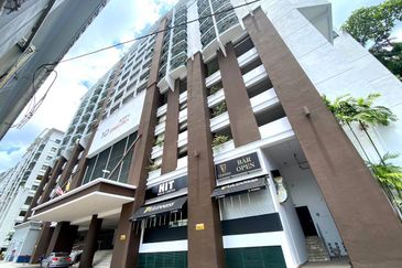 10 Semantan Suites (Sematan Avenue)