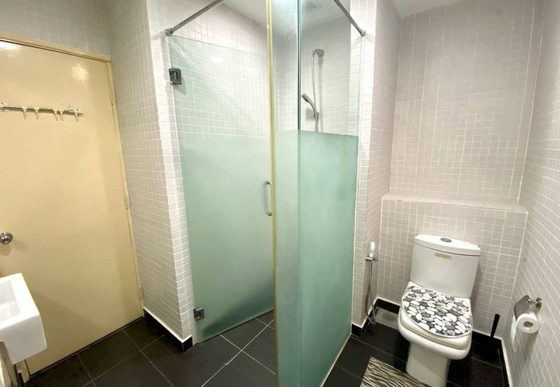 10 Semantan Suites (Sematan Avenue)