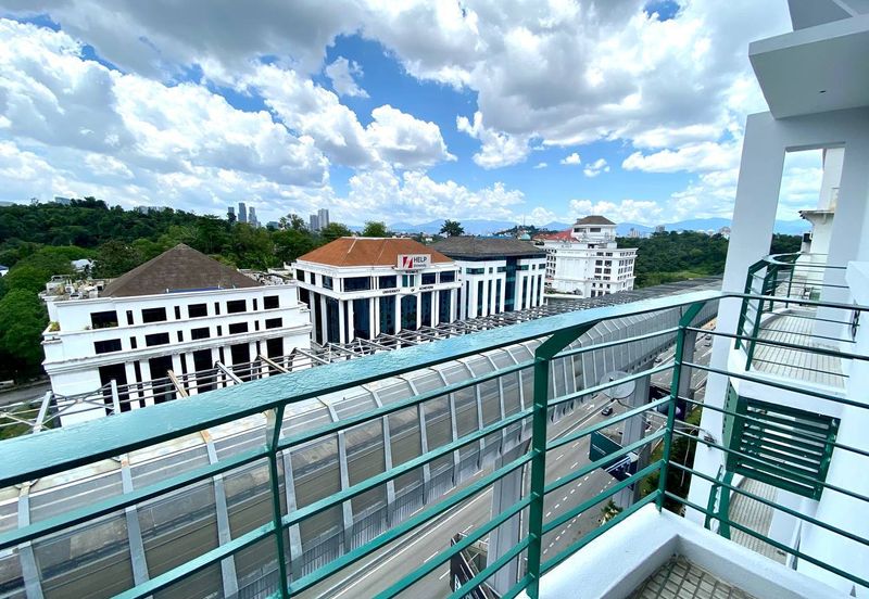 10 Semantan Suites (Sematan Avenue)