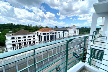 10 Semantan Suites (Sematan Avenue)