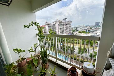 Alam Sanjung Serviced Apartment