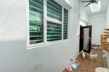 Taman Pinggiran Putra