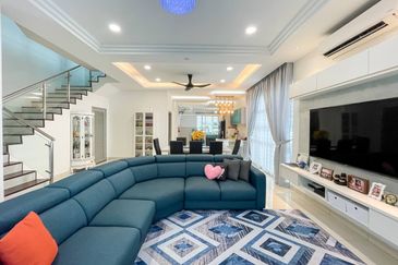 Taman Pinggiran Putra