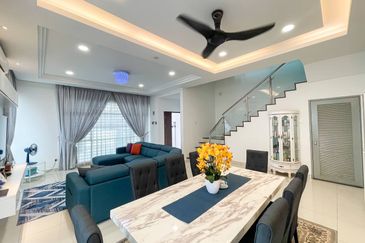 Taman Pinggiran Putra