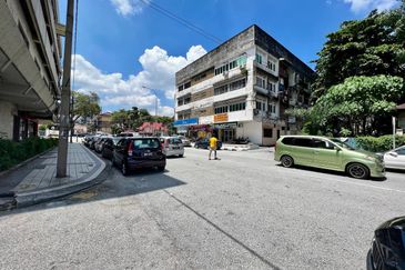 Jalan Sentul 